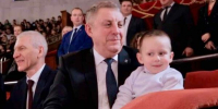 Губернатор Александр Богомаз поздравил брянских детей с наступающим Новым годом - Брянская Учительская газета