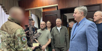 Губернатор передал спецоборудование отряду «Брянск» и поощрил военных - БрянскToday.Ru