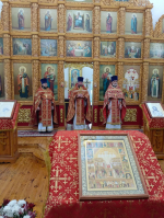 Храм поселка Локоть Брасовского благочиния отметил свой престольный праздник
