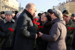 Вечная слава Героям: руководители области почтили память павших защитников Отечества