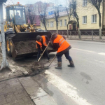 В Брянске прошел первый общегородской субботник сезона-2025