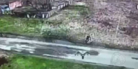 Опубликовано видео чудовищной атаки БПЛА на жителя брянского приграничья - Газета Брянские новости