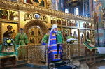 В праздник Входа Господня в Иерусалим митрополит Александр совершил Божественную литургию в Брянском кафедральном соборе