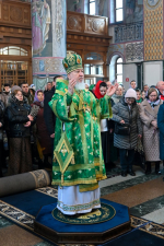 В праздник Входа Господня в Иерусалим митрополит Александр совершил Божественную литургию в Брянском кафедральном соборе