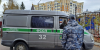 Брянские приставы отправили на Родину студента, устроившего в общежитии молельную комнату - Bryansk.News