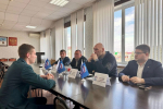 Николай Валуев пообщался с жителями Карачева на приеме граждан