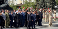 В Брянске прошли торжества на площади Партизан в честь 80-летия Победы - Брянская Учительская газета
