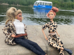 На лабутенах и в леопардовых штанах