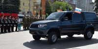 В Брянске в День пограничника сотрудникам ФСБ передали 10 автомобилей УАЗ - Газета Брянские новости
