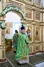 В день 35-летия прославления праведного Иоанна Кронштадтского совершено праздничное богослужение в Иоанно-Кронштадтском храме города Брянска