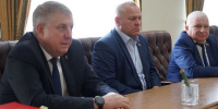 Брянский губернатор Александр Богомаз встретился с заместителем секретаря Общественной палаты РФ - Брянская Учительская газета