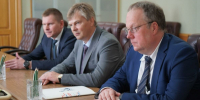 Брянский губернатор встретился с замсекретаря Общественной палаты России - Go32.Ru