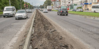 В Брянске разделительную полосу проспекта Московского обрамляют бордюрами - Телеканал Городской