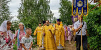 Храм во имя равноапостольного князя Владимира в поселке Октябрьский отметил престольный праздник соборным богослужением - Брянская Епархия