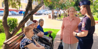 Полицейские из Брянска проводят на улицах города акцию «Стоп мошенник!» - УМВД Брянской области