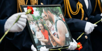 Липецк чтит память жертв Беслана: единство и стойкость против терроризма - Ракурс 32