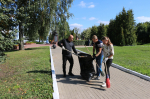 Депутаты и сотрудники областной Думы приняли участие в субботнике