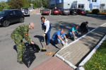 Депутаты и сотрудники областной Думы приняли участие в субботнике