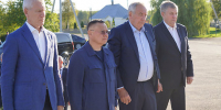Глава Минстроя Российской Федерации Ирек Файзуллин и Губернатор Александр Богомаз посетили Журиничи — пример комплексного развития сельских территорий - Администрация области