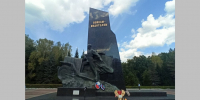 У памятника воинам-водителям состоялся торжественный митинг в честь годовщины освобождения Брянщины - РИА Стрела