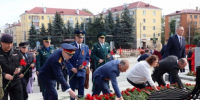 Руководитель следственного управления принял участие в памятных мероприятиях, посвященных 82-летию со дня освобождения Брянщины от немецко-фашистских захватчиков - Следственный комитет