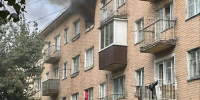 Двое детей погибли при пожаре в пятиэтажке на улице Адмирала Макарова в Липецке - Ракурс 32