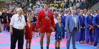 Губернатор поздравил спортсменов и тренеров с Всероссийским днем самбо - Администрация области