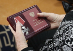 Семьям погибших героев передали государственные награды