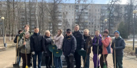 Сотрудники департамента внутренней политики приняли участие общегородском субботнике - Департамент внутренней политики