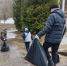 Жители Брянска активно участвуют в общегородском субботнике - Брянская Учительская газета