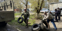 Бойцы отряда «БАРС Брянск» избавили контейнерные площадки от опасных покрышек - ИА Наш Брянск.ru