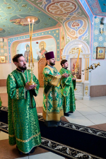 В канун дня памяти праведного Иоанна Кронштадтского митрополит Александр совершил всенощное бдение в Брянском кафедральном соборе