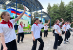 image-Поздравление директора департамента образования и науки с Международным днём вожатого